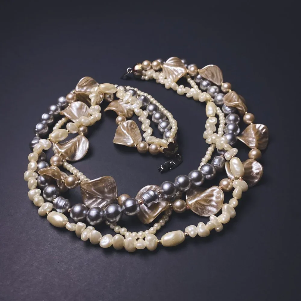 Vintage White Grey Mixed Faux Pearl Chunky Beaded Mutli Strand Collar Necklace - Picture 3 of 12